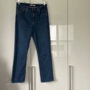 Levi’s Classic Straight Leg’s Jeans in Blue Size-10